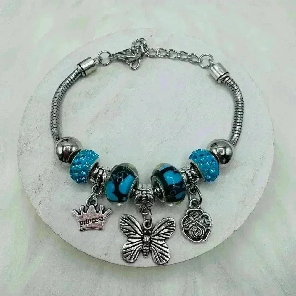 Cute Butterfly Charm Bracelet Blue theme